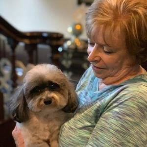 Meet your Posher, Gloria